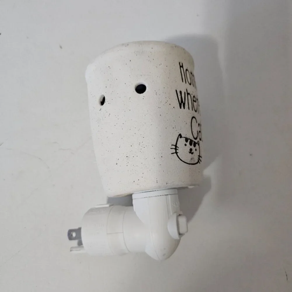 Scentsy Mini Warmer Plug In Home Is Where My Cat Is - Picture 5 of 6